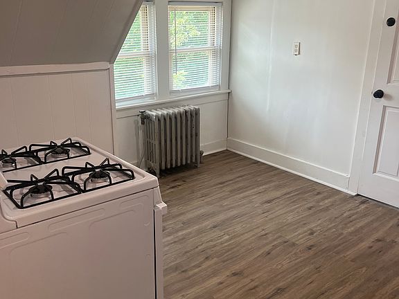 4th image of 93 N Main St #5