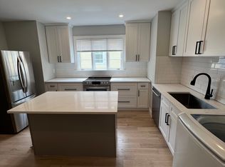 147 Langdon Ave APT 2, Watertown, MA 02472