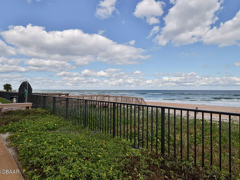 1415 Ocean Shore Blvd #M110 — Photo 37