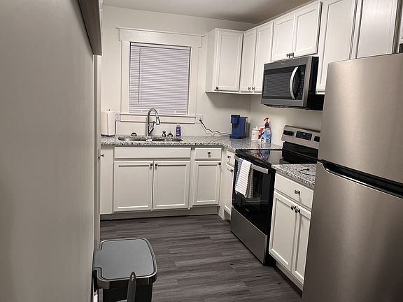 5th image of 3236 37th St