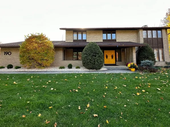 190 Murray Hill Rd, Vestal, NY 13850