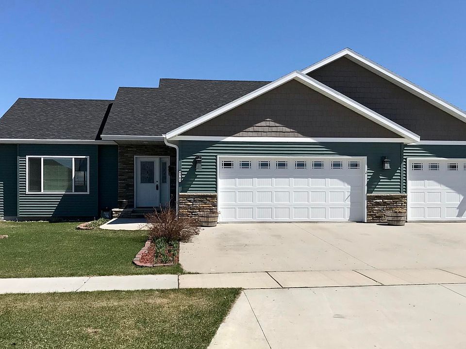 1st image of 4167 Crystal Dr