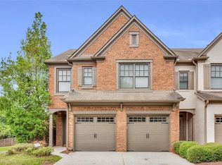4900 Berkeley Oak Cir, Norcross, GA 30092
