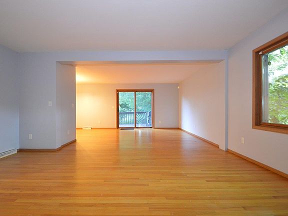 3rd image of 23239 W Hillcrest Dr