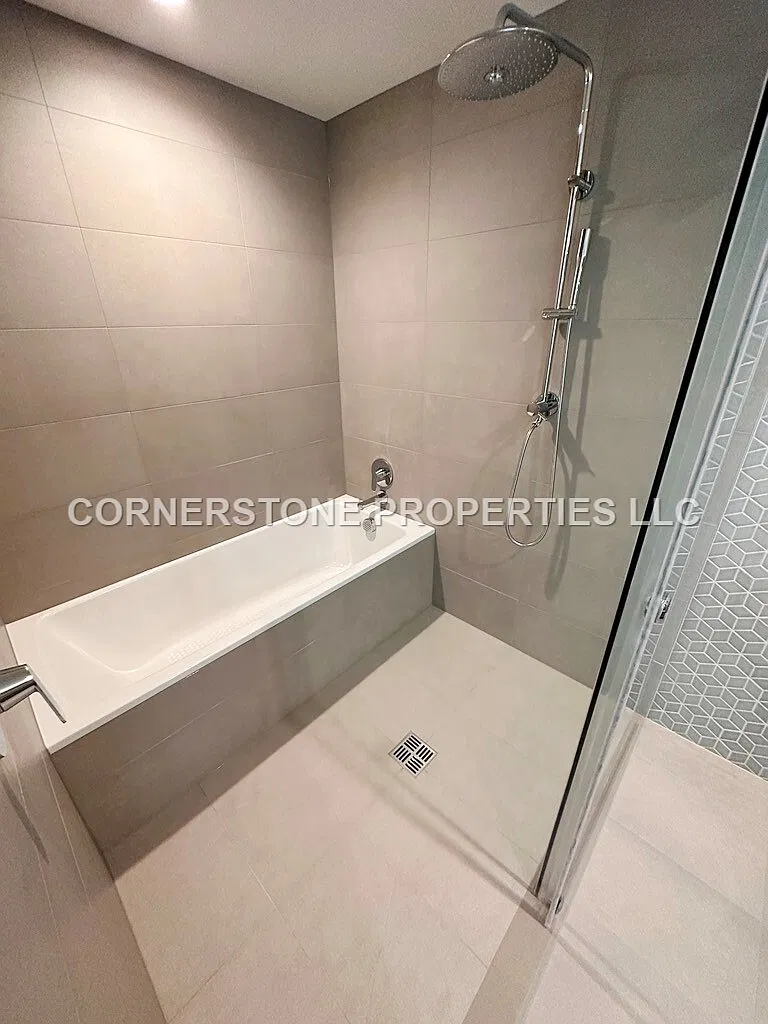1448TER - 1 — Photo 3
