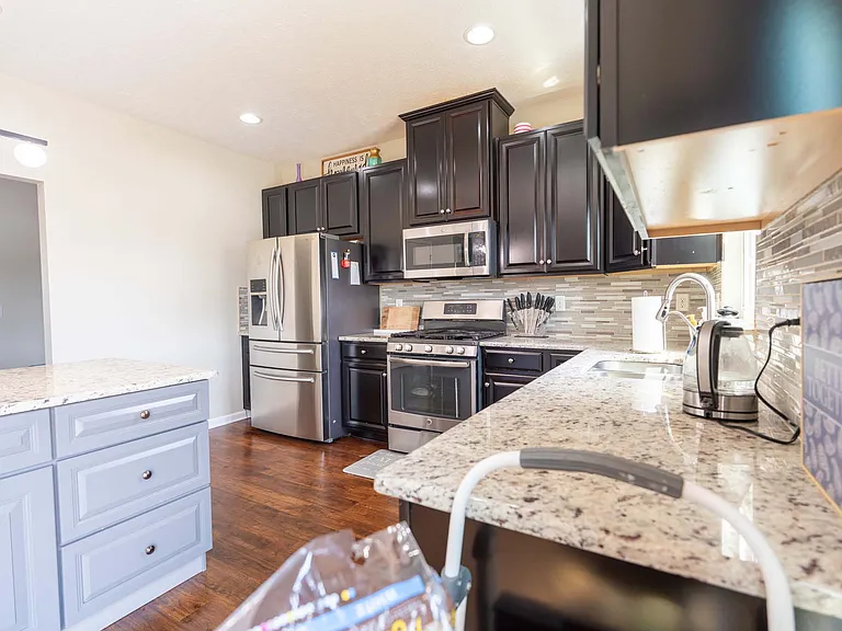 6106 Brandon Dr — Photo 36