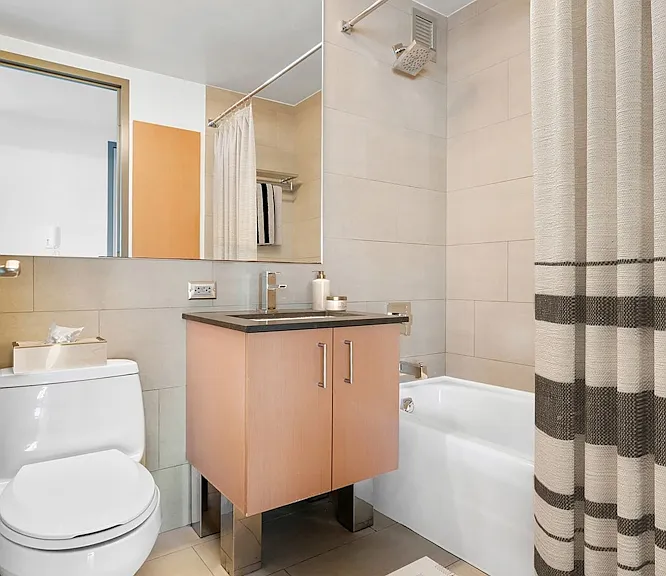 8 Spruce St #10L — Photo 5