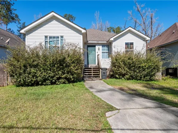 4695 Oak Dr, Slidell, LA 70461