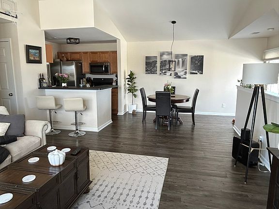 Living Room/Dining Room/Kitchen