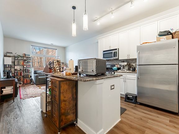 4th image of 1355 S Halsted St Unit 204