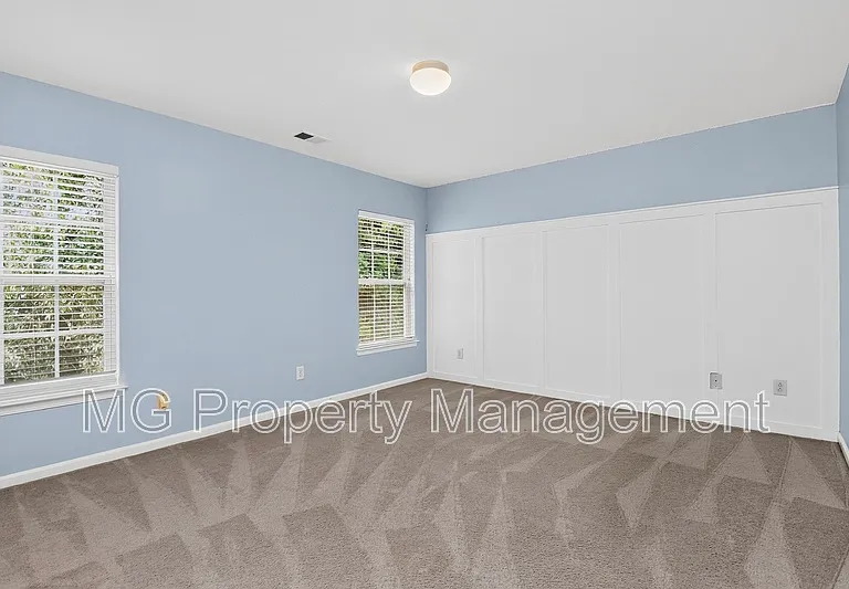 11909 Stratfield Place Cir — Photo 11