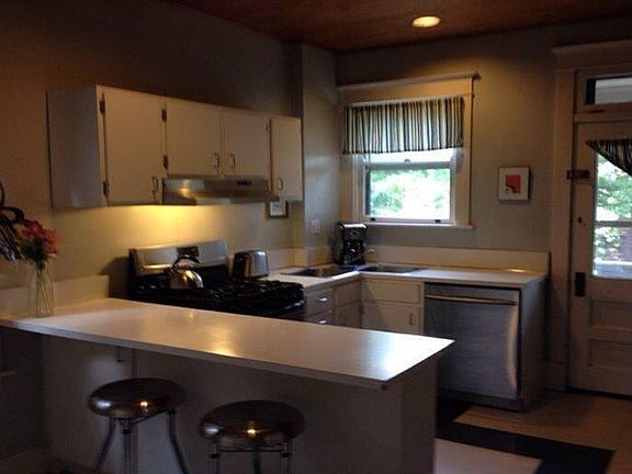 5th image of 2333 Muriel Ct