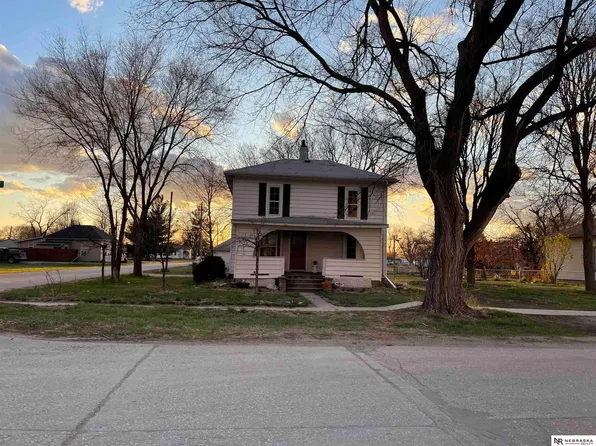 373 West St, Greenwood, NE 68366