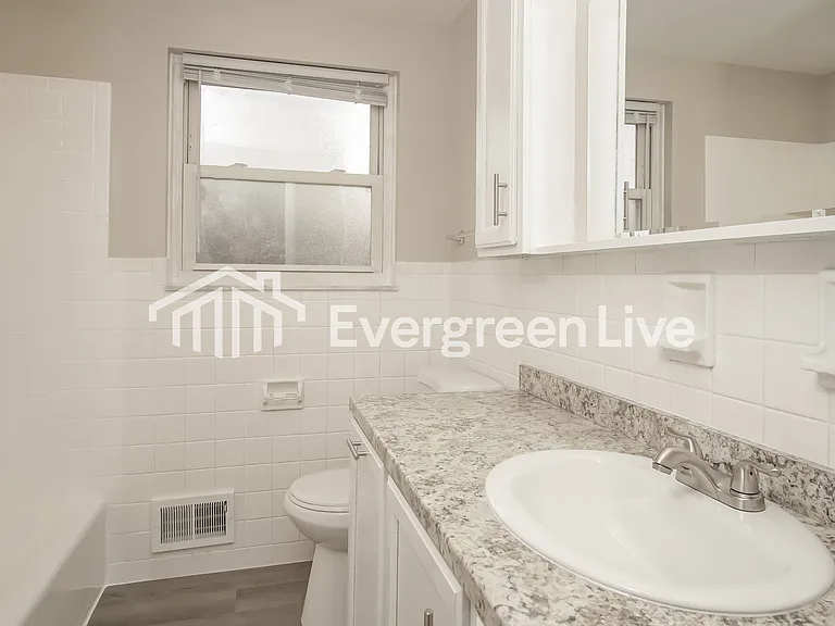 5337 Elmwood Dr — Photo 10