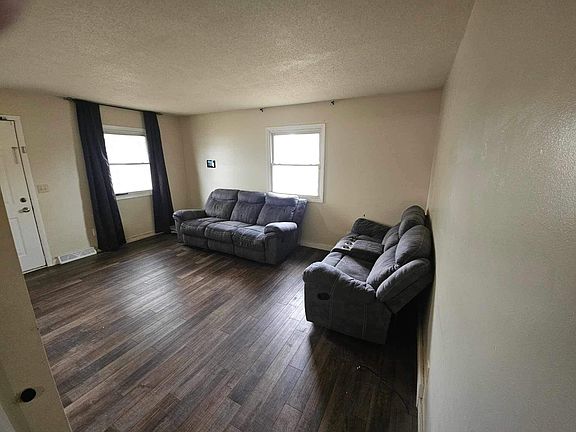 4th image of 4508 Hyde Park Ave SW