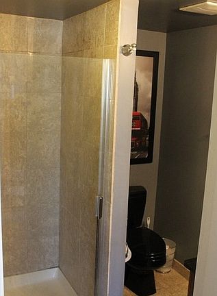 5th image of 2518 N Lincoln Ave APT 401