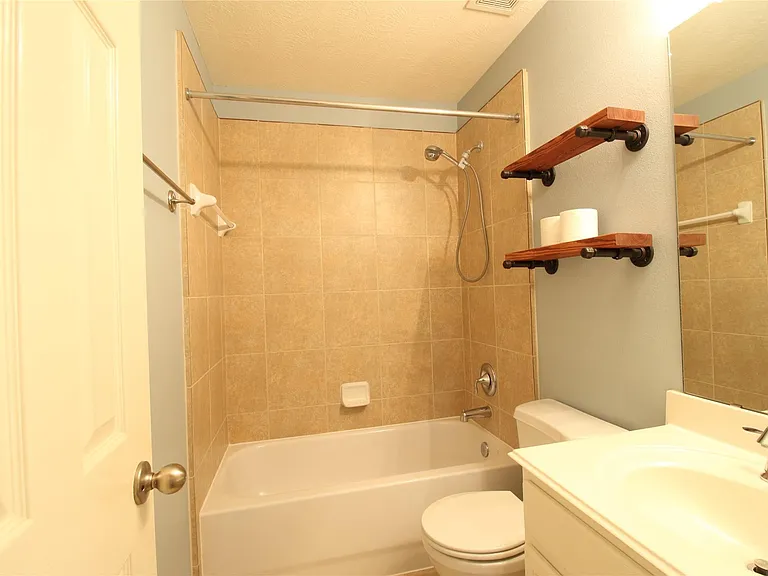3707 Autumn Branch Ct — Photo 7