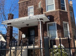 4956 W Nelson St #1, Chicago, IL 60641