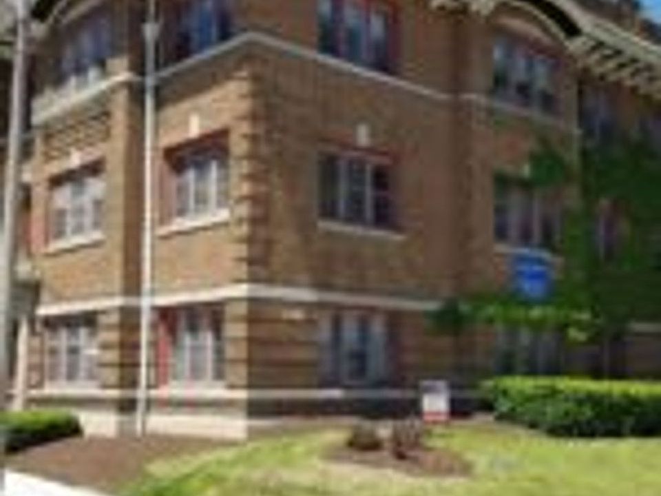 1st image of 1720 E Newport Ave #16