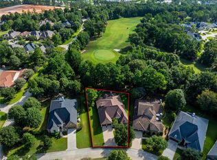 107 Berwick Ln, Montgomery, TX 77316