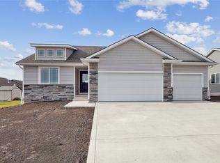 2920 3rd Ave SW, Altoona, IA 50009