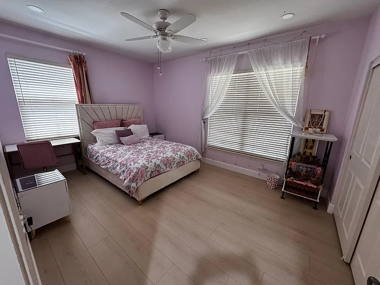 11239 Vandemen Way — Photo 33