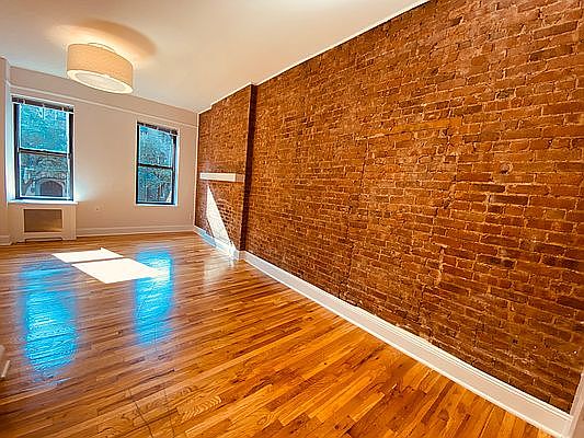 1st image of 652 Amsterdam Ave APT 2b
