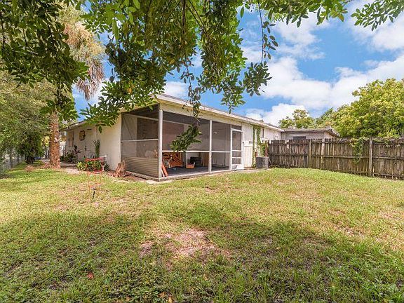 2nd image of 5857 Bermuda Cir W