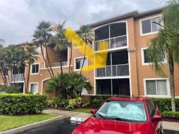 2nd image of 1810 Florida Club Cir APT 1209