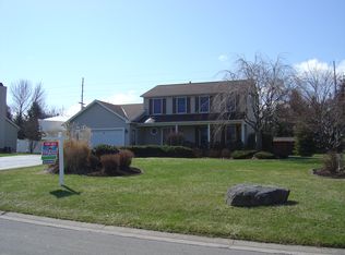 771 Bishops Ln, Webster, NY 14580