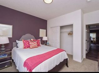 220 Camelot Dr, Aurora, OH 44202
