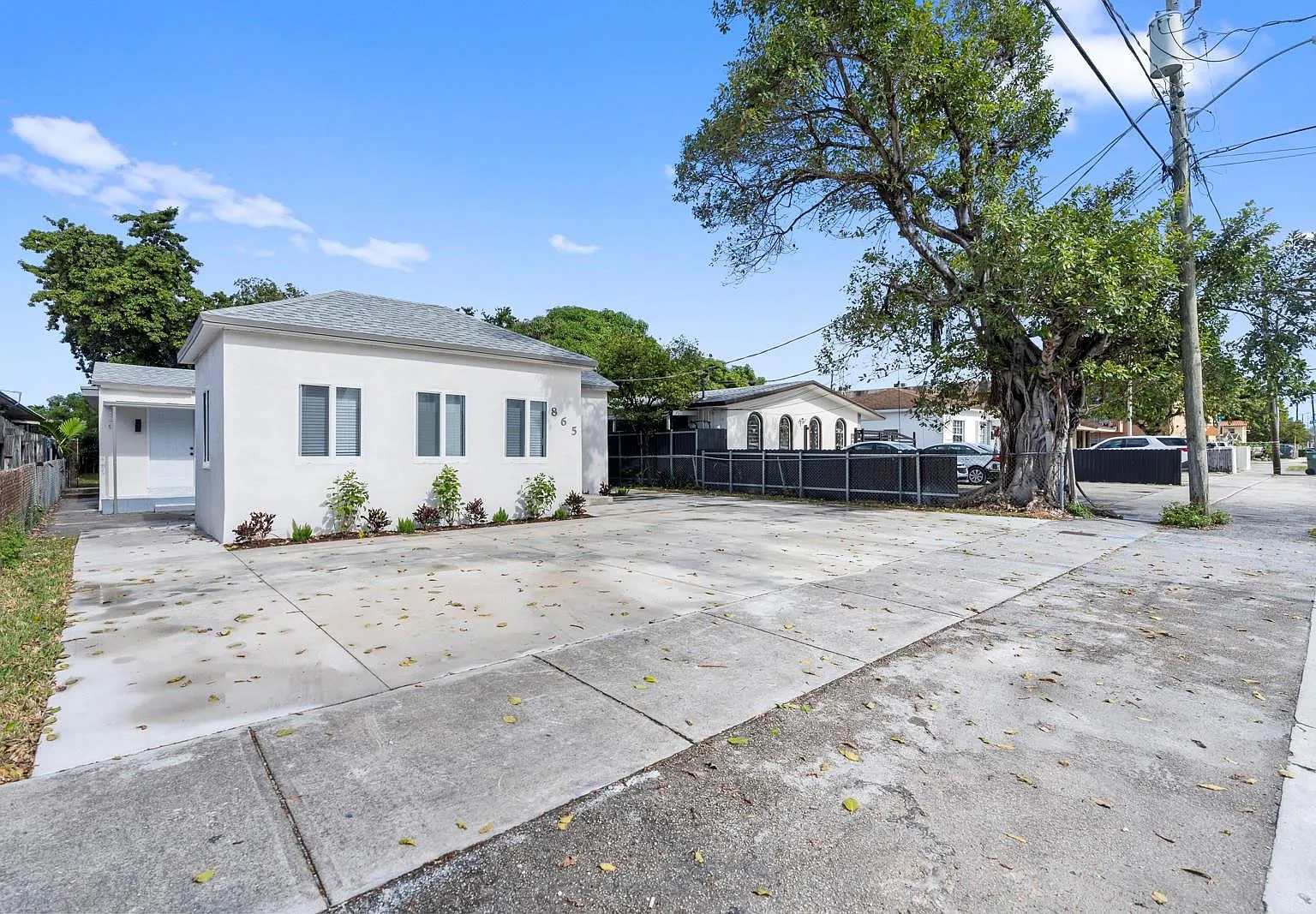 2 bed, 2.0 bath, 750 sqft, $2,200 — Photo 3