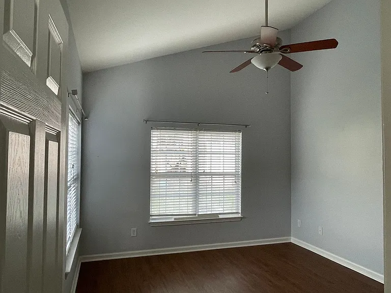 221 Hibiscus Way — Photo 11