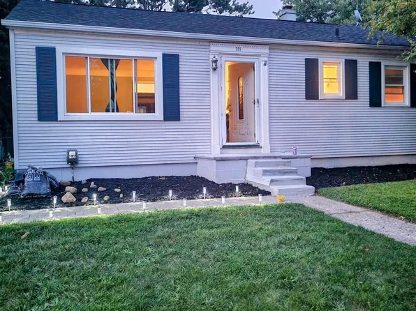 209 Burt St, Tecumseh, MI 49286