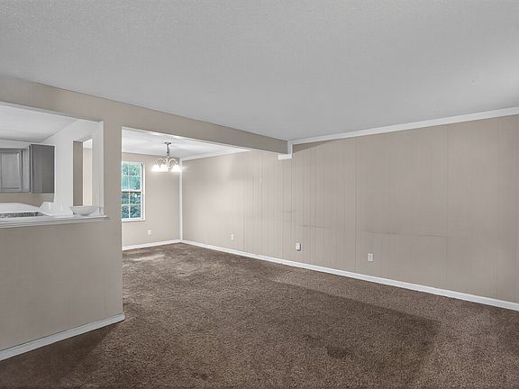 4th image of 10335 Sheffield Ct