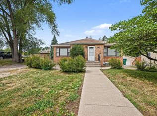 3998 Brunswick Ave S, Saint Louis Park, MN 55416