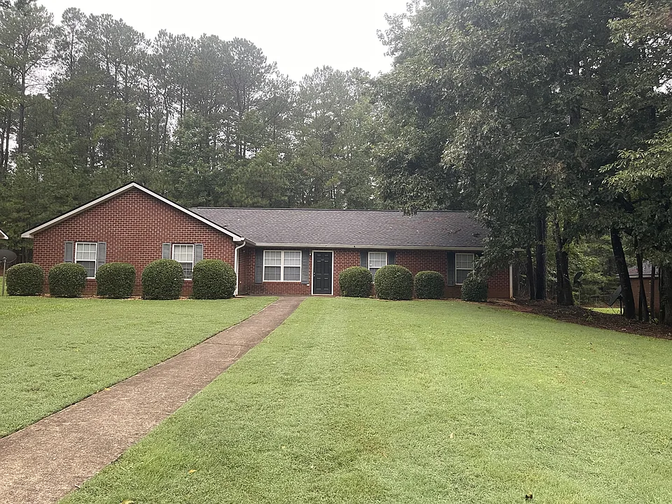 161 Lavender Lakes Dr