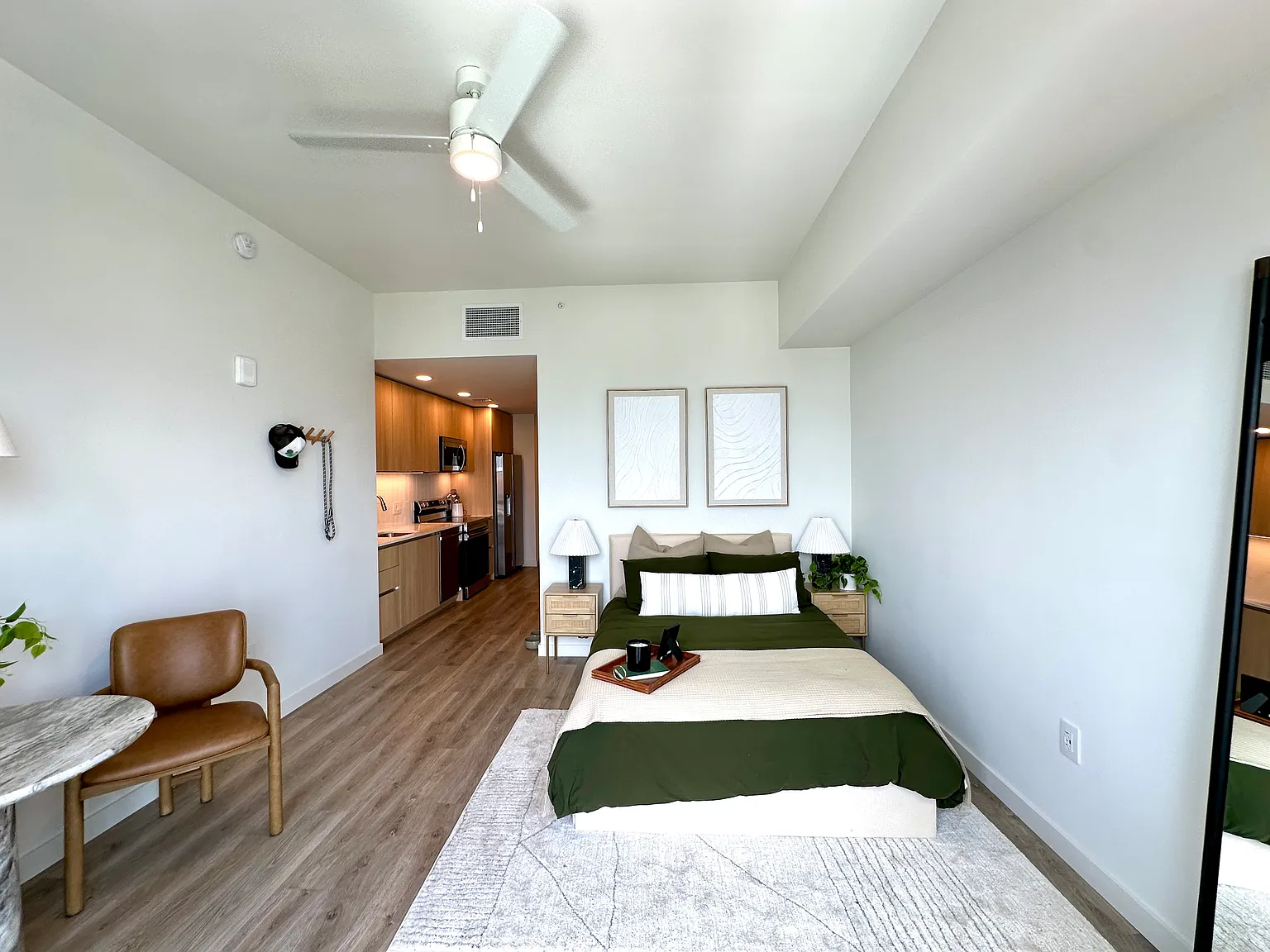 Studio, 454 sqft, $1,981 — Photo 3