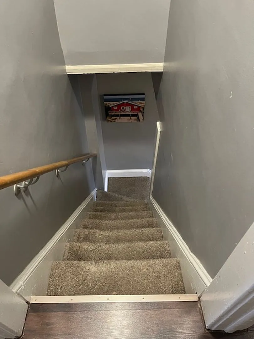 Lovely Hampden EOG 2bd/2ba Rowhome w CAC & W/D! Available now — Photo 2