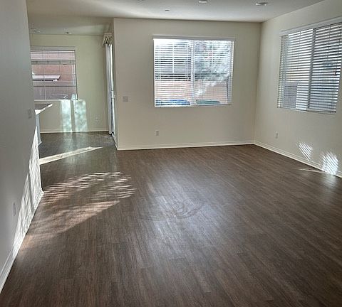 2nd image of 14361 Figueroa Ln