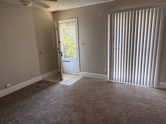 3rd image of 5400 Cove Ave