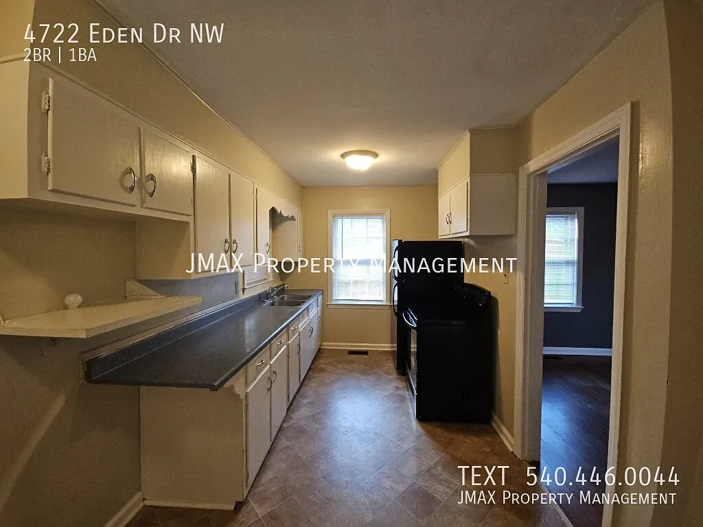 Updated Home with Large Yard — Photo 3