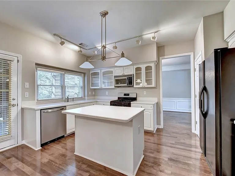 7470 Brookwood Way — Photo 16