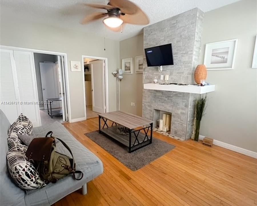 1st image of 750 Euclid Ave APT 6