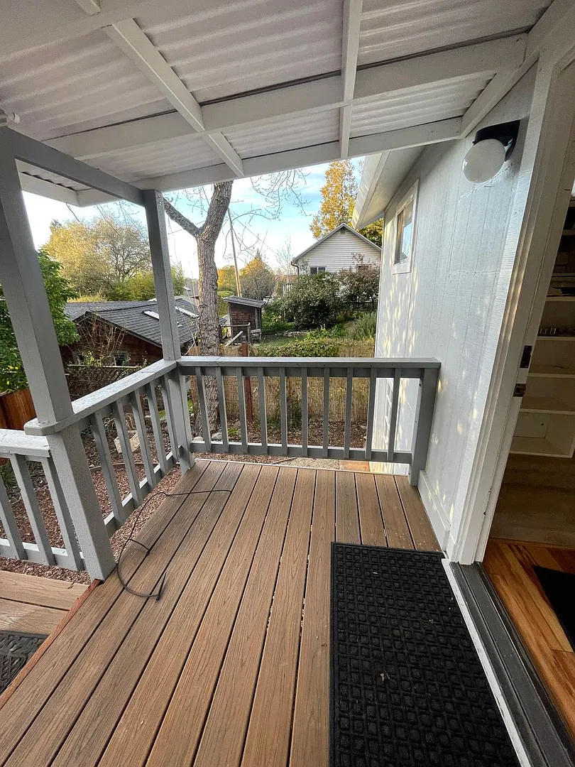 Quaint 2 Bedroom, 1 Bath House: Steps Away from Historic Old Town Auburn — Photo 1