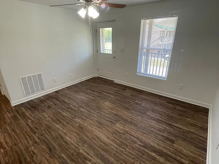 132 Dillon Dr #9 — Photo 4