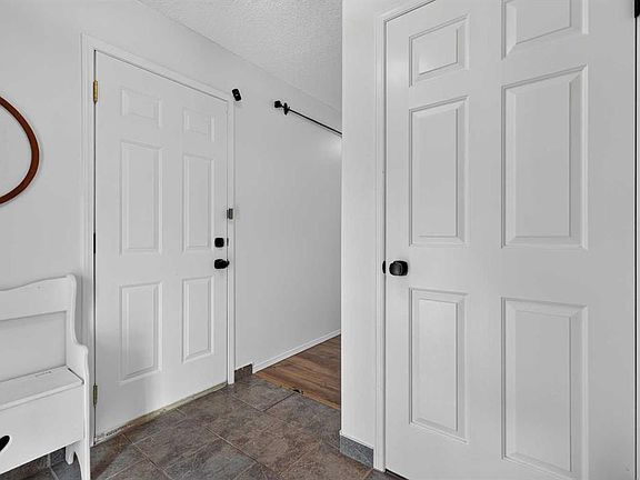 4th image of 37 E Beddington Gdns NE