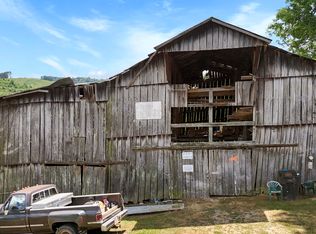 2951 Cherokee Dr, Morristown, TN 37814