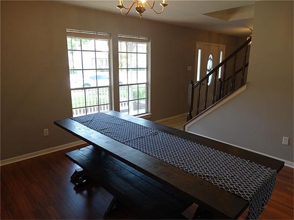 2nd image of 4915 Silver Frost Dr