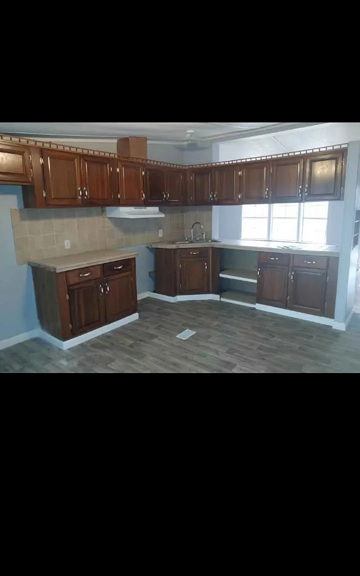 3 bed, 1600 sqft, $1,270 — Photo 4